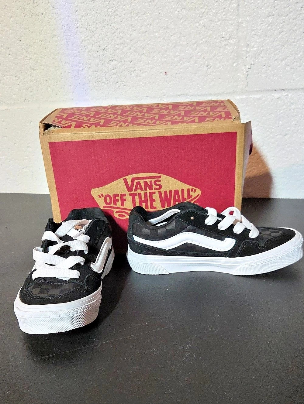Vans Caldron(e) ) Checkered Sneakers Black & White Boys US 13 Youth